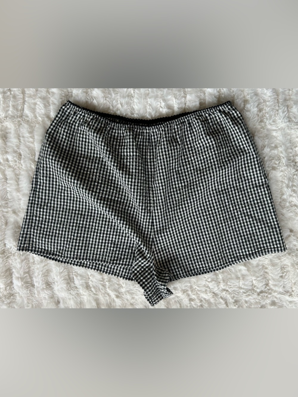 Doen Set Hilary Top and Larena La Maddalena Gingham Shorts - Picture 11 of 16